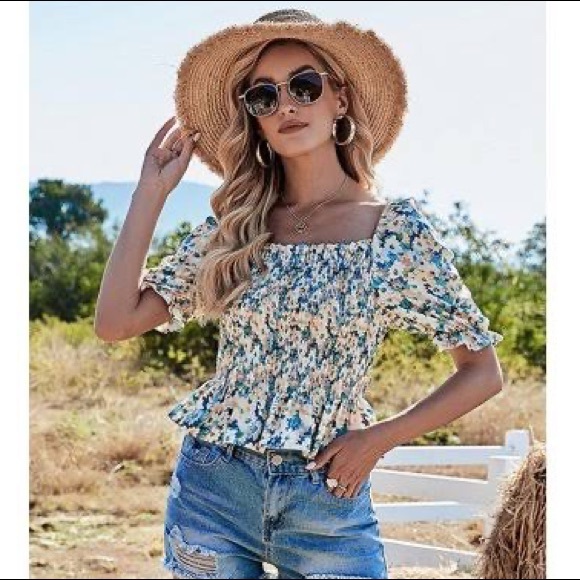 Square Neck Floral Top - Picture 4 of 4